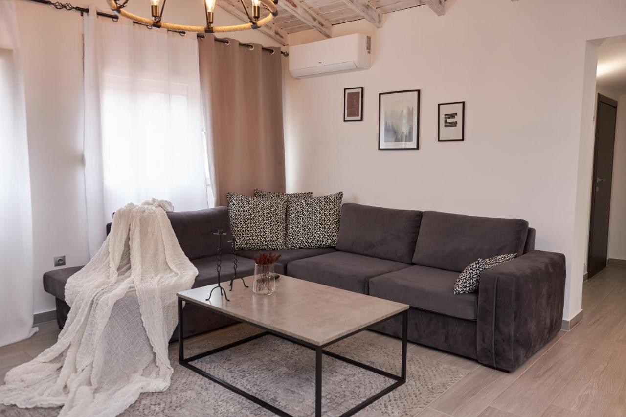 Florina Sky Loft Apartment Luaran gambar